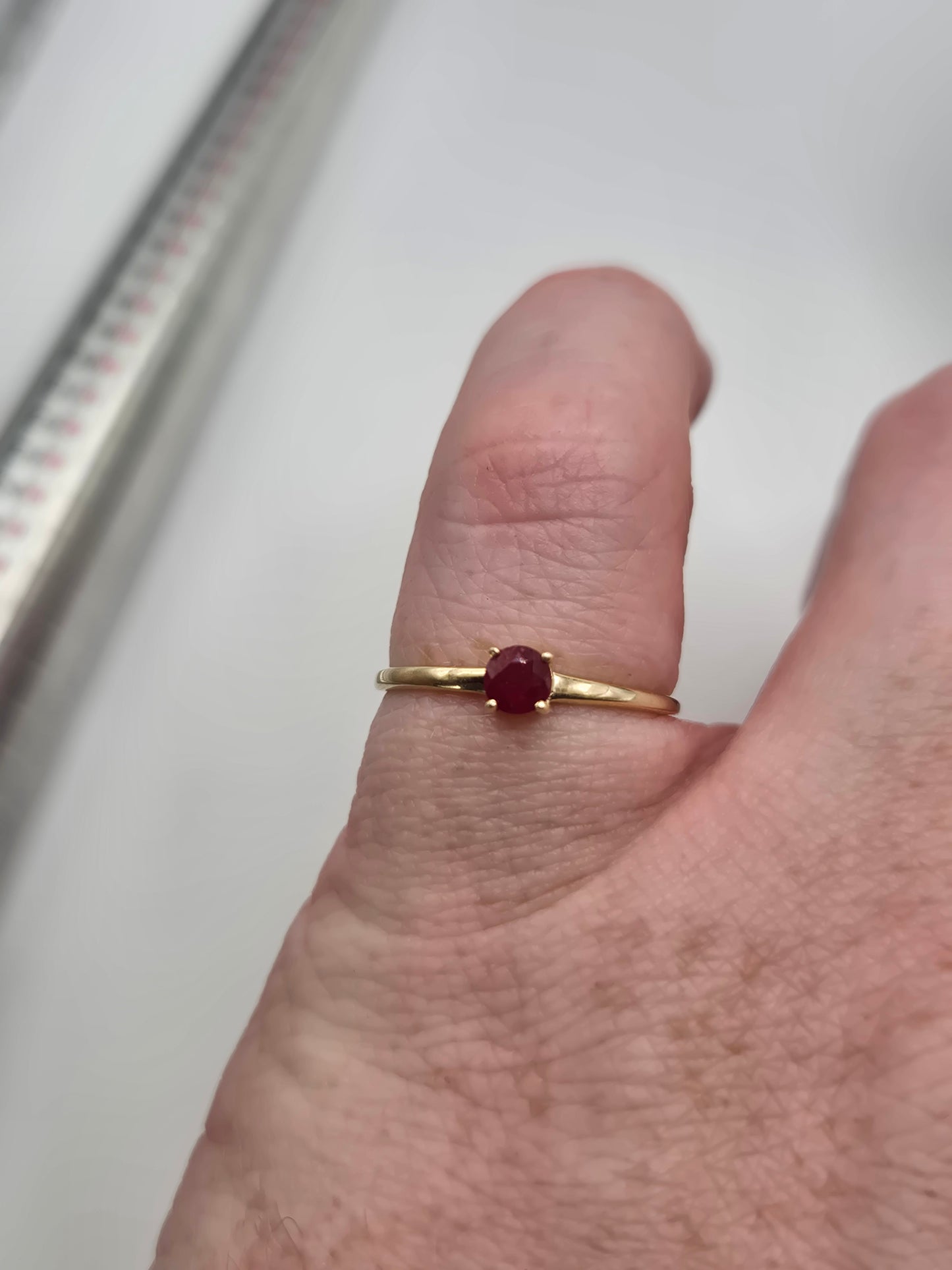 9ct gold ruby ring
