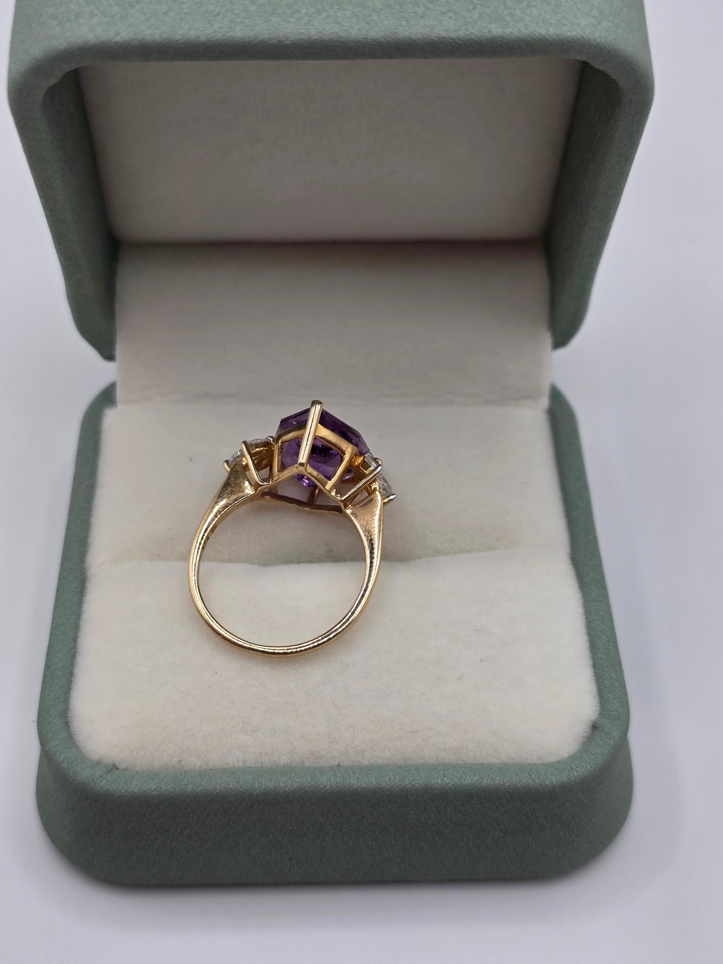 9ct gold amethyst and white topaz ring