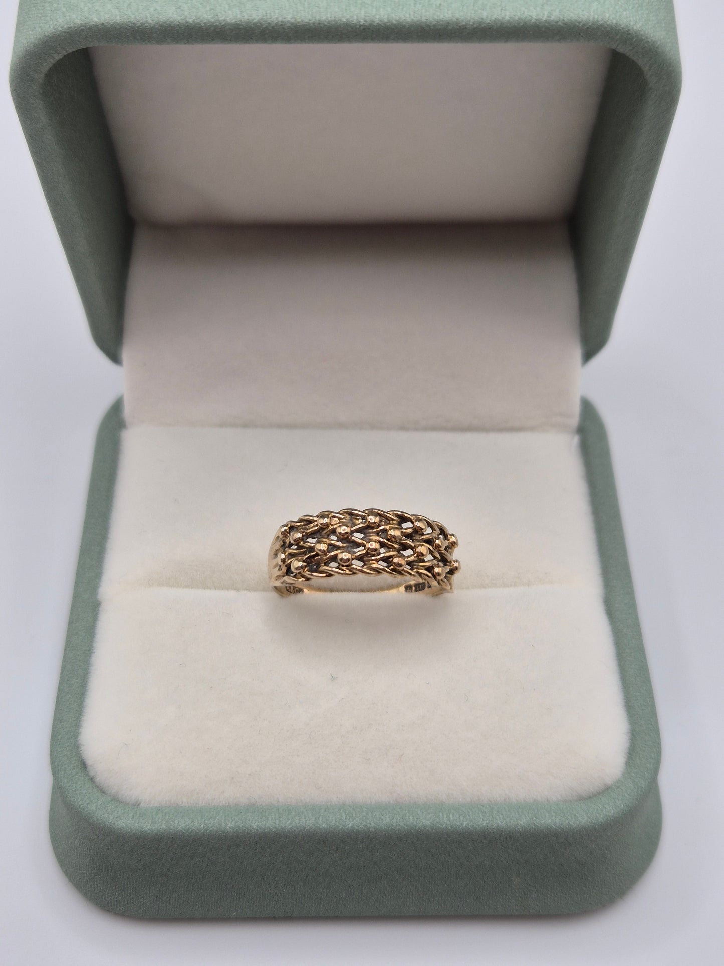 9ct gold keeper ring
