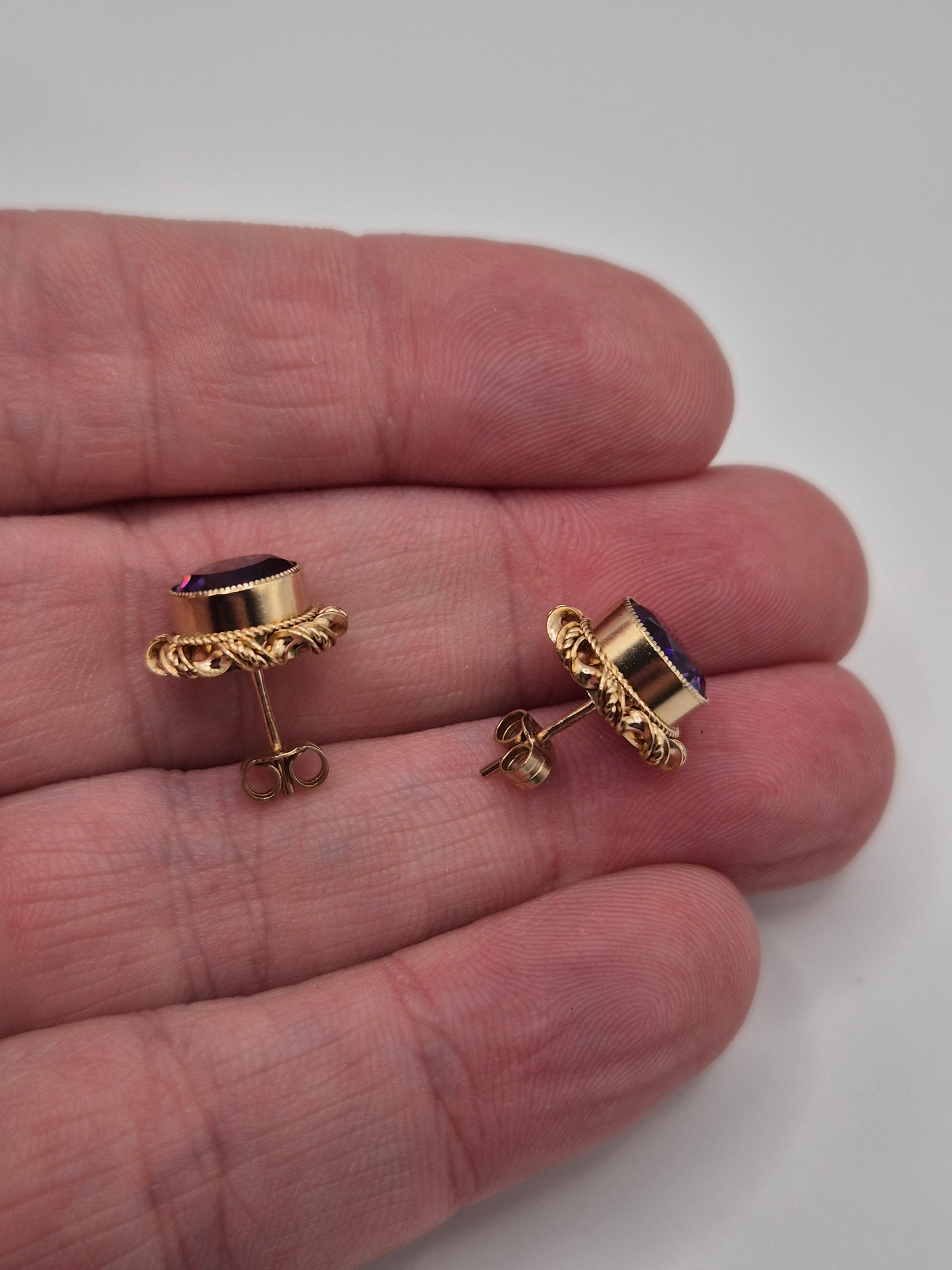 9ct gold amethyst earrings