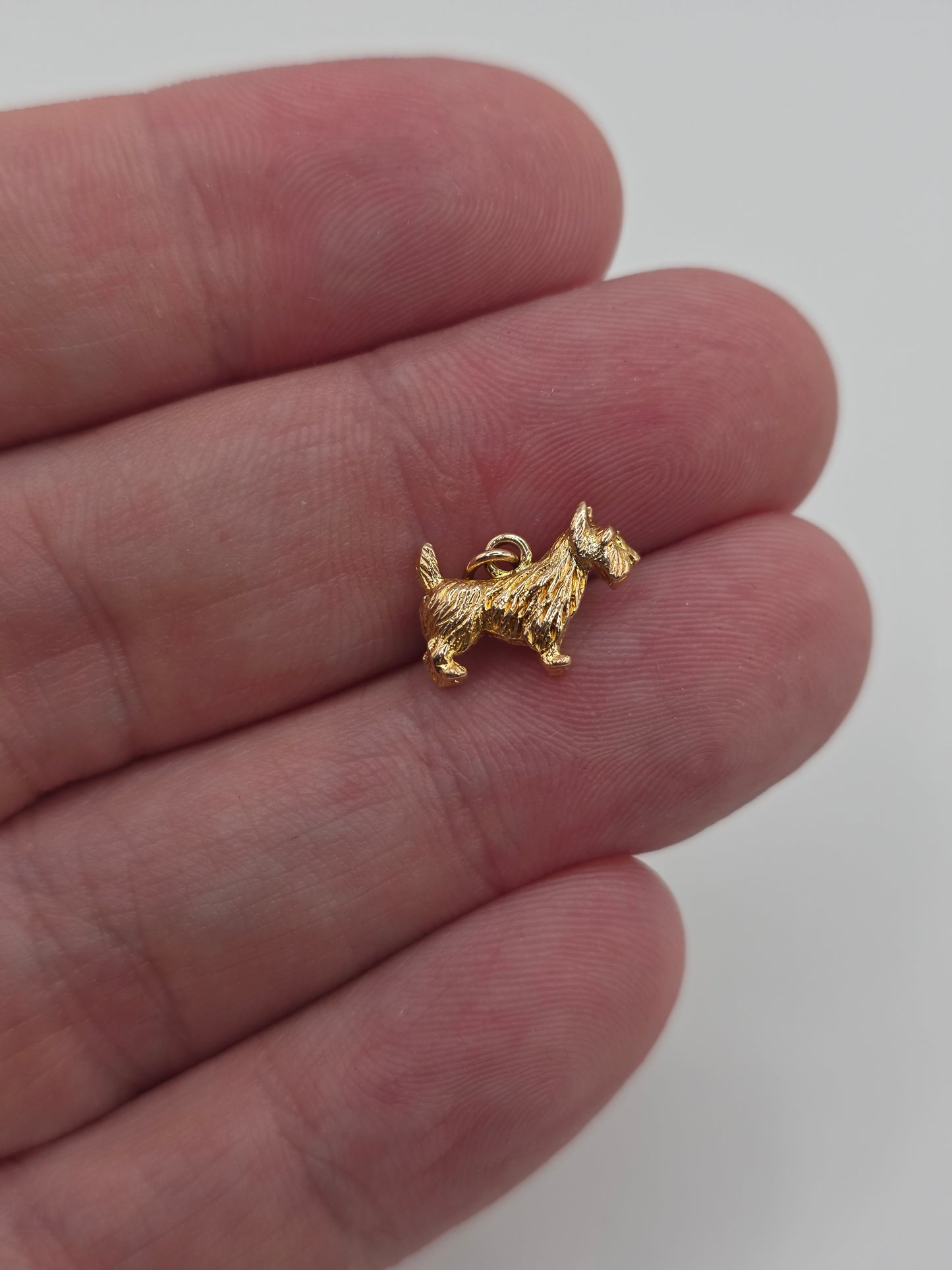 9ct gold scottie dog charm