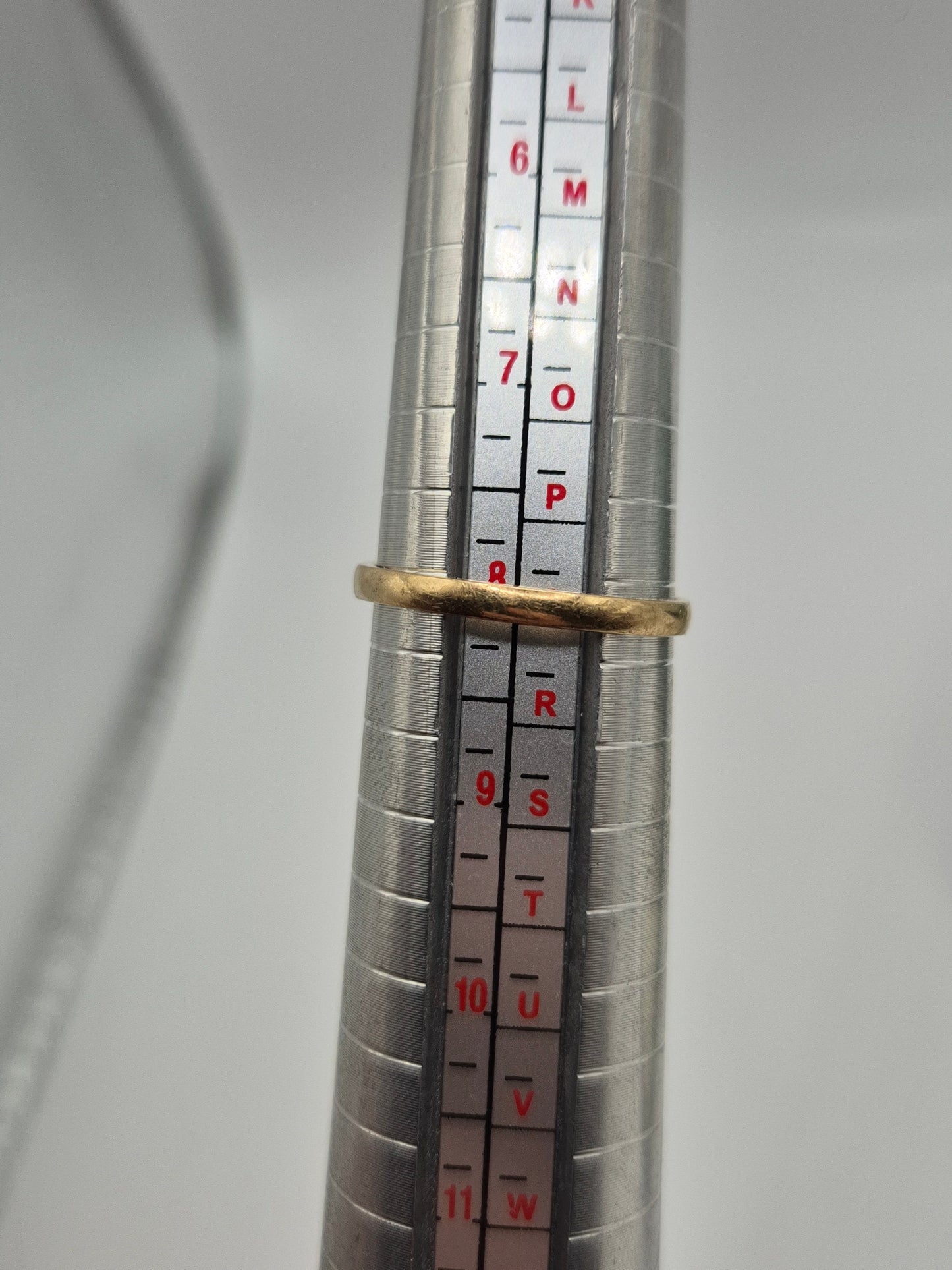 9ct gold ruby and cz ring