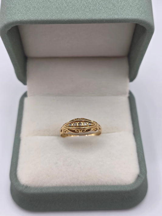 Antique 18ct gold diamond gypsy ring