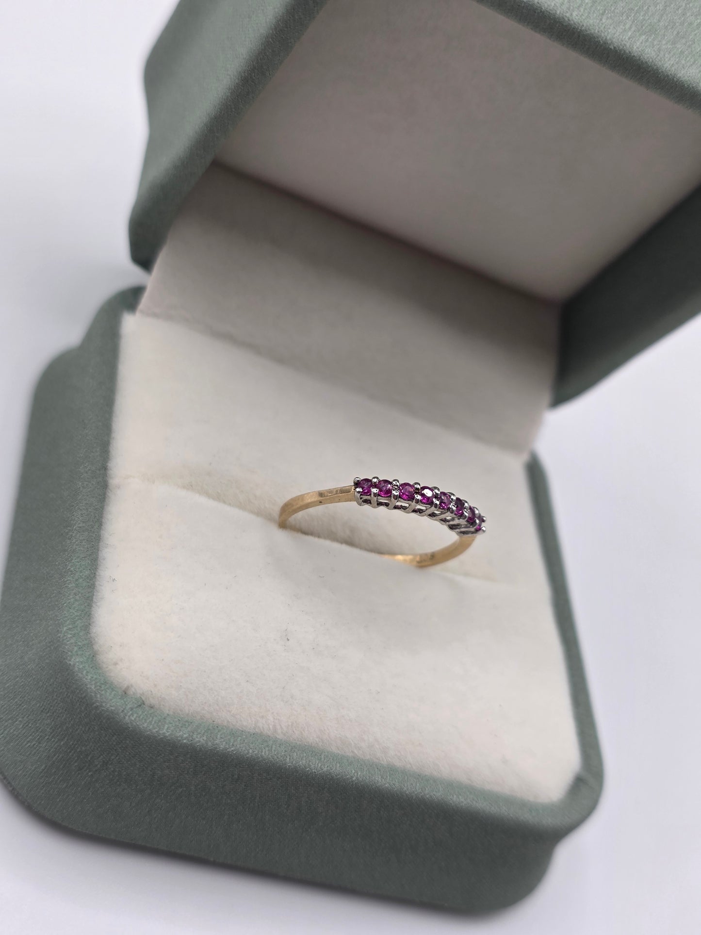 9ct gold ruby ring