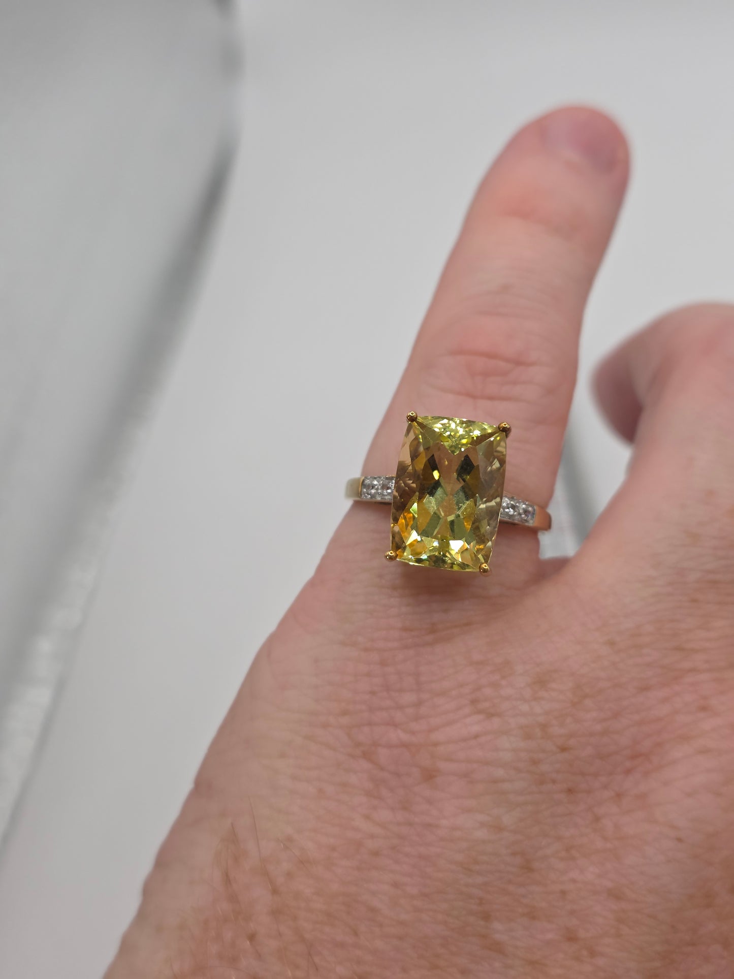 9ct gold lemon quartz and zircon ring