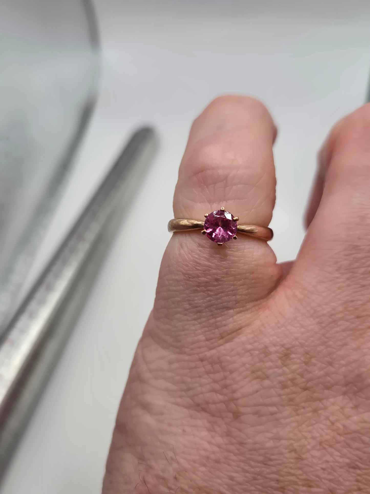 9ct rose gold pink cz ring