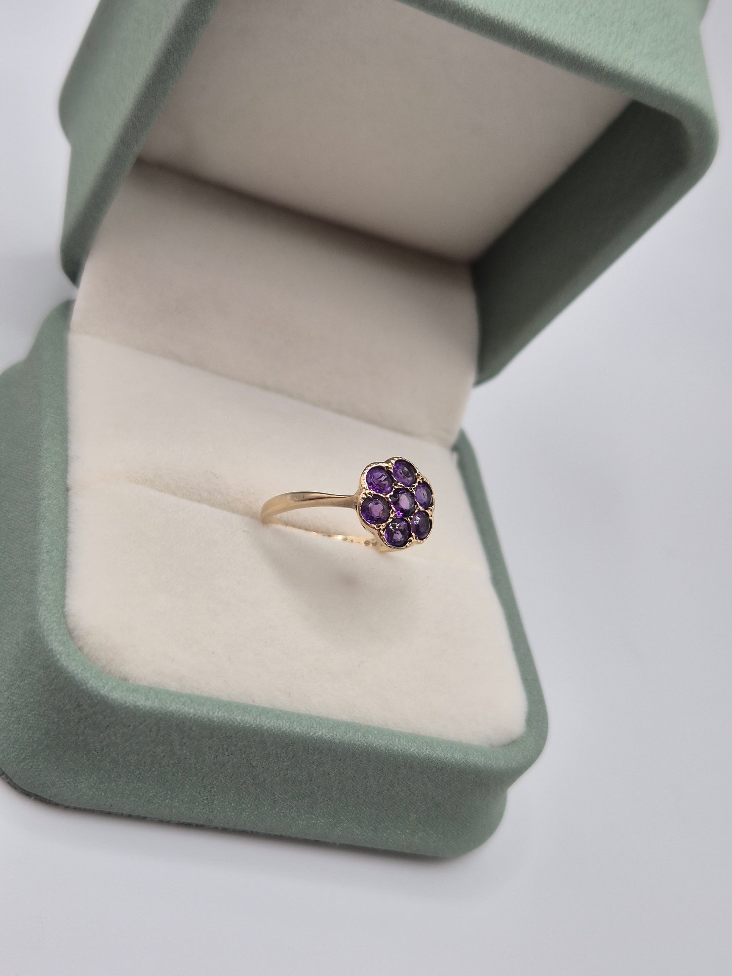 9ct gold amethyst ring