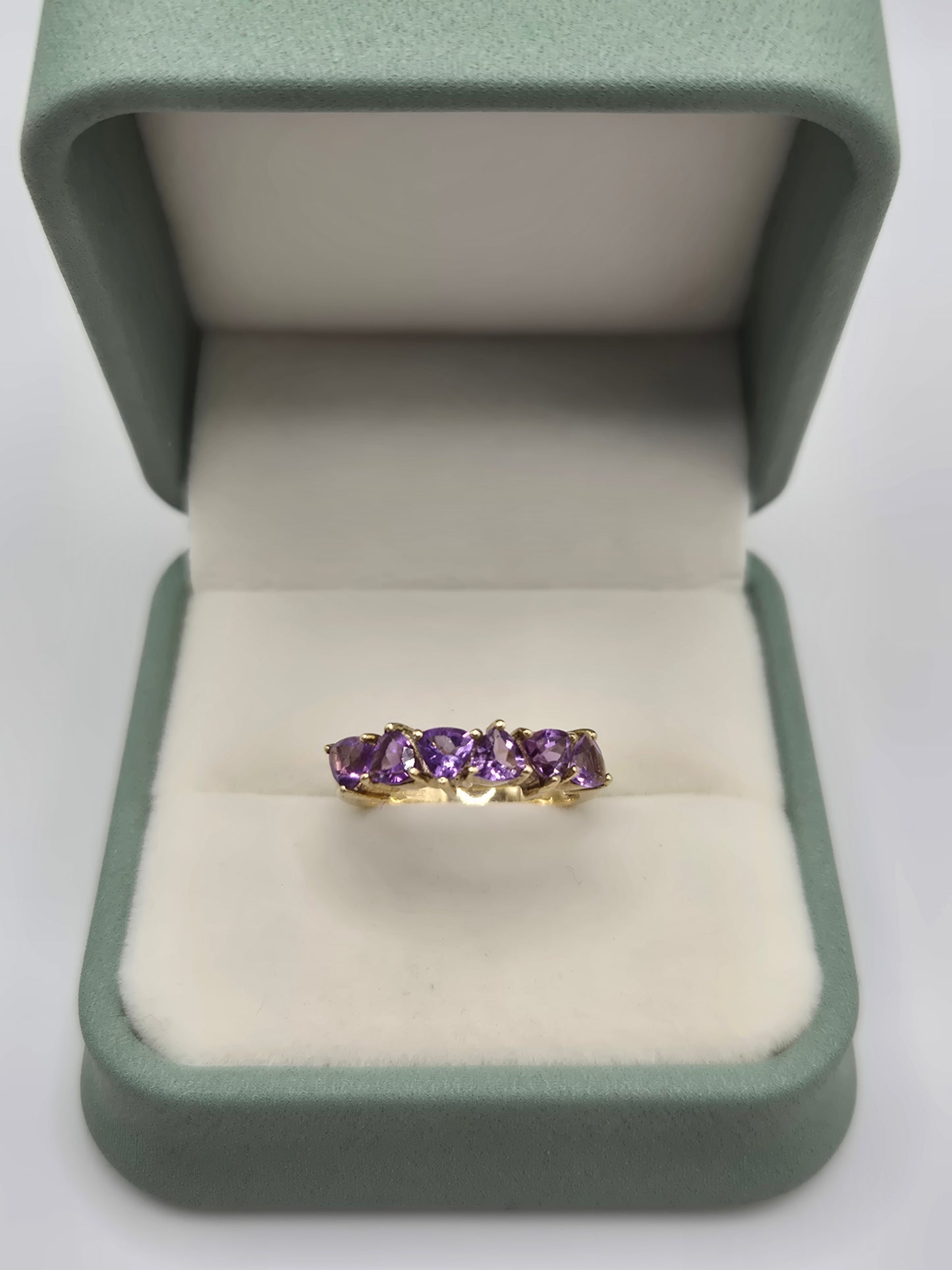 9ct gold amethyst ring