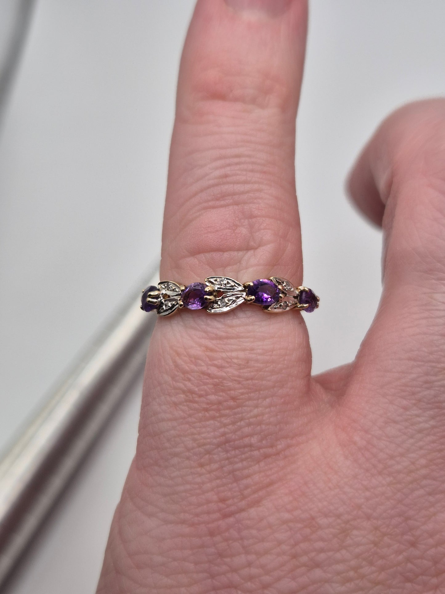 9ct gold amethyst and diamond ring