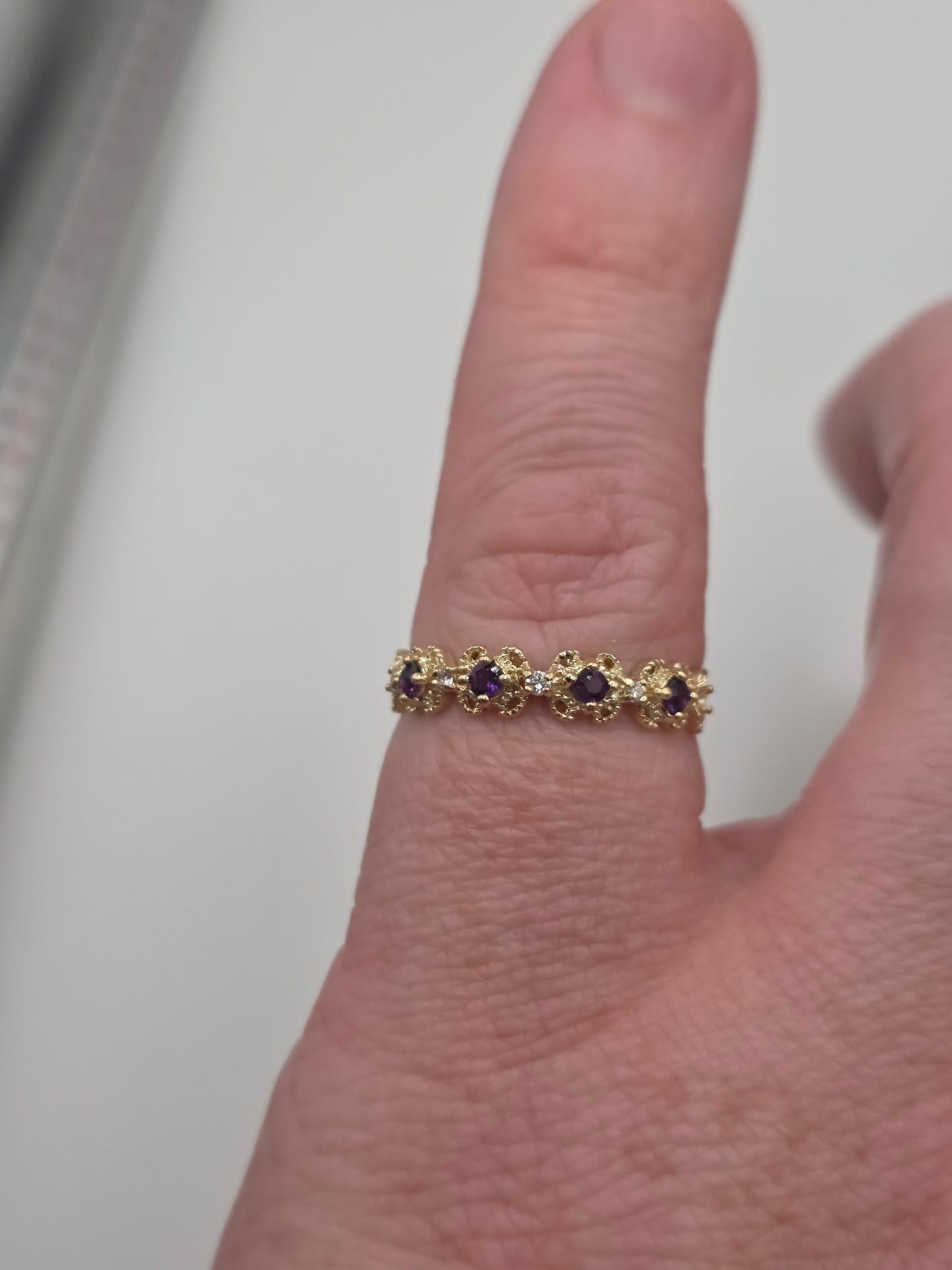 9ct gold amethyst and diamond ring