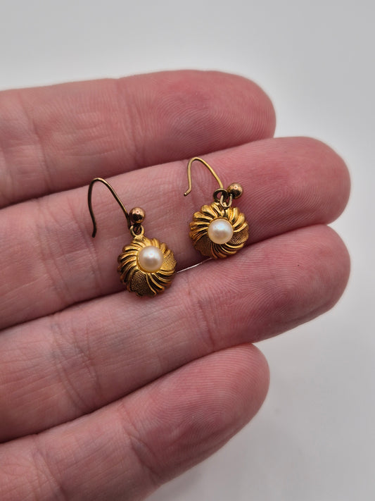 9ct gold pearl earrings