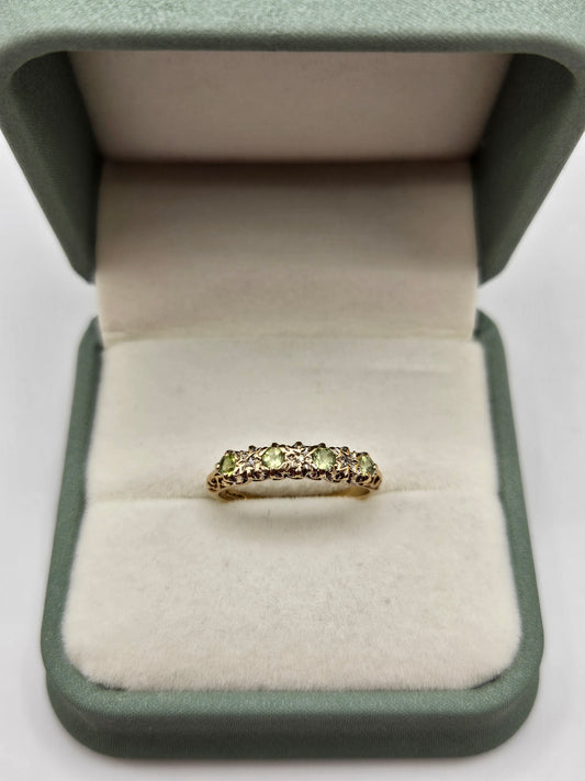 9ct gold peridot and diamond ring