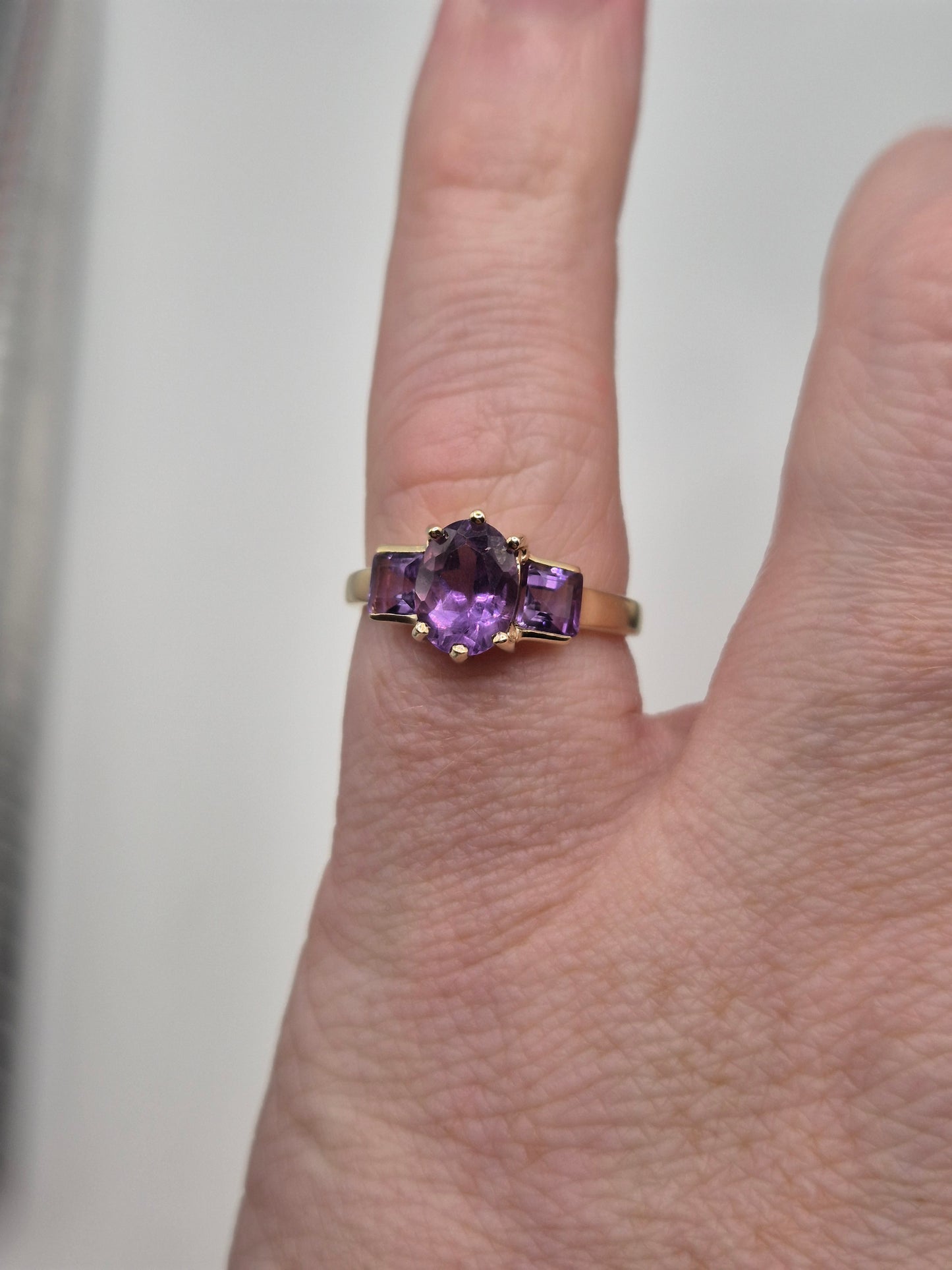 9ct gold amethyst ring