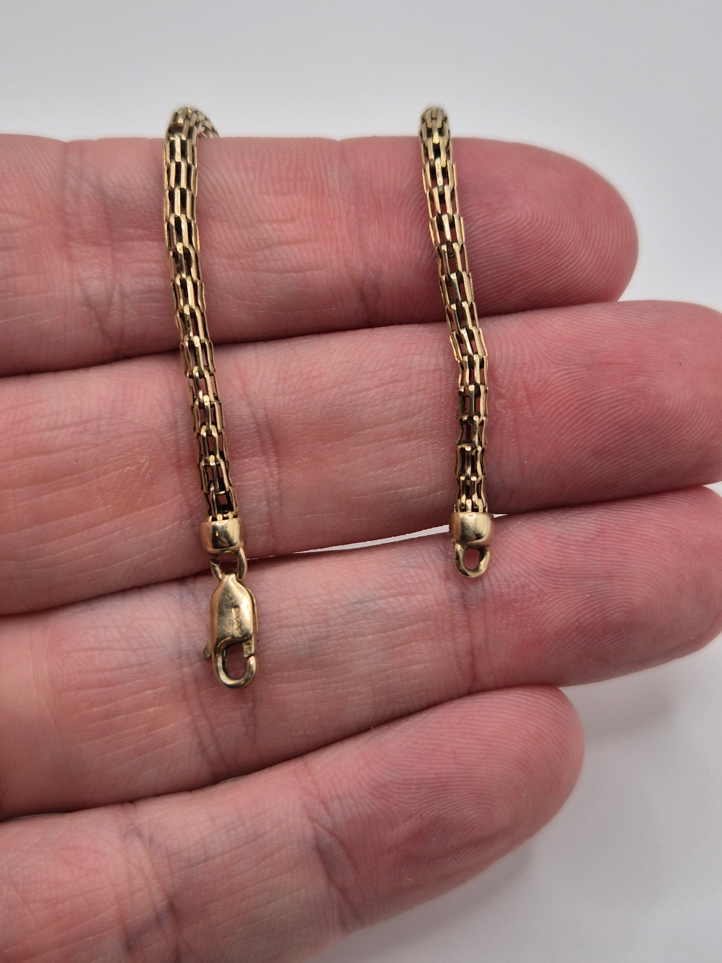 9ct gold bracelet