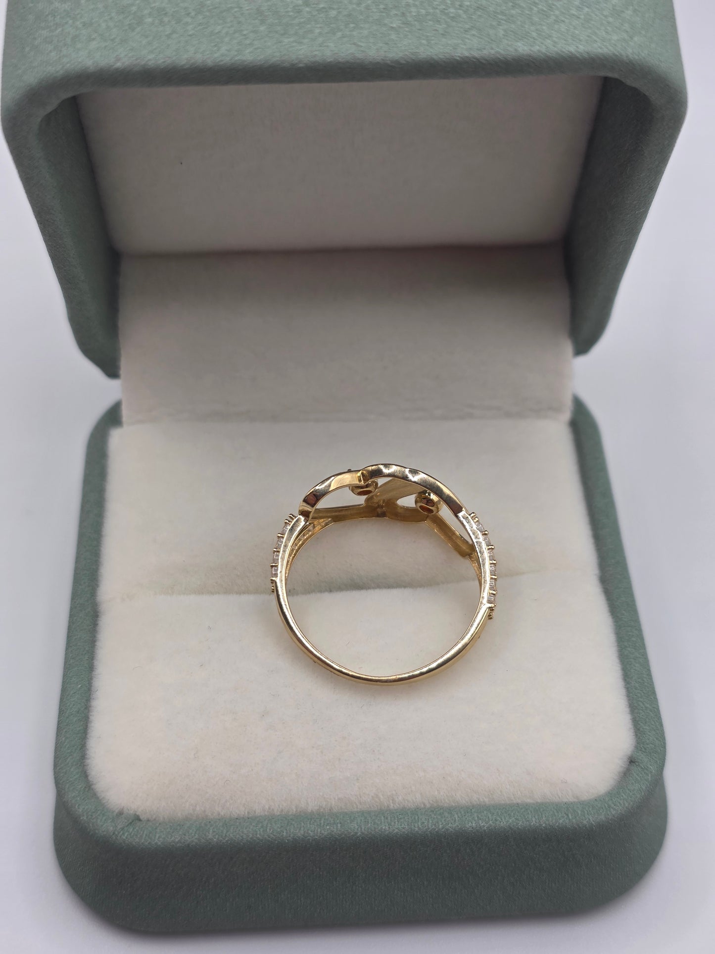 14ct gold garnet and cz heart ring