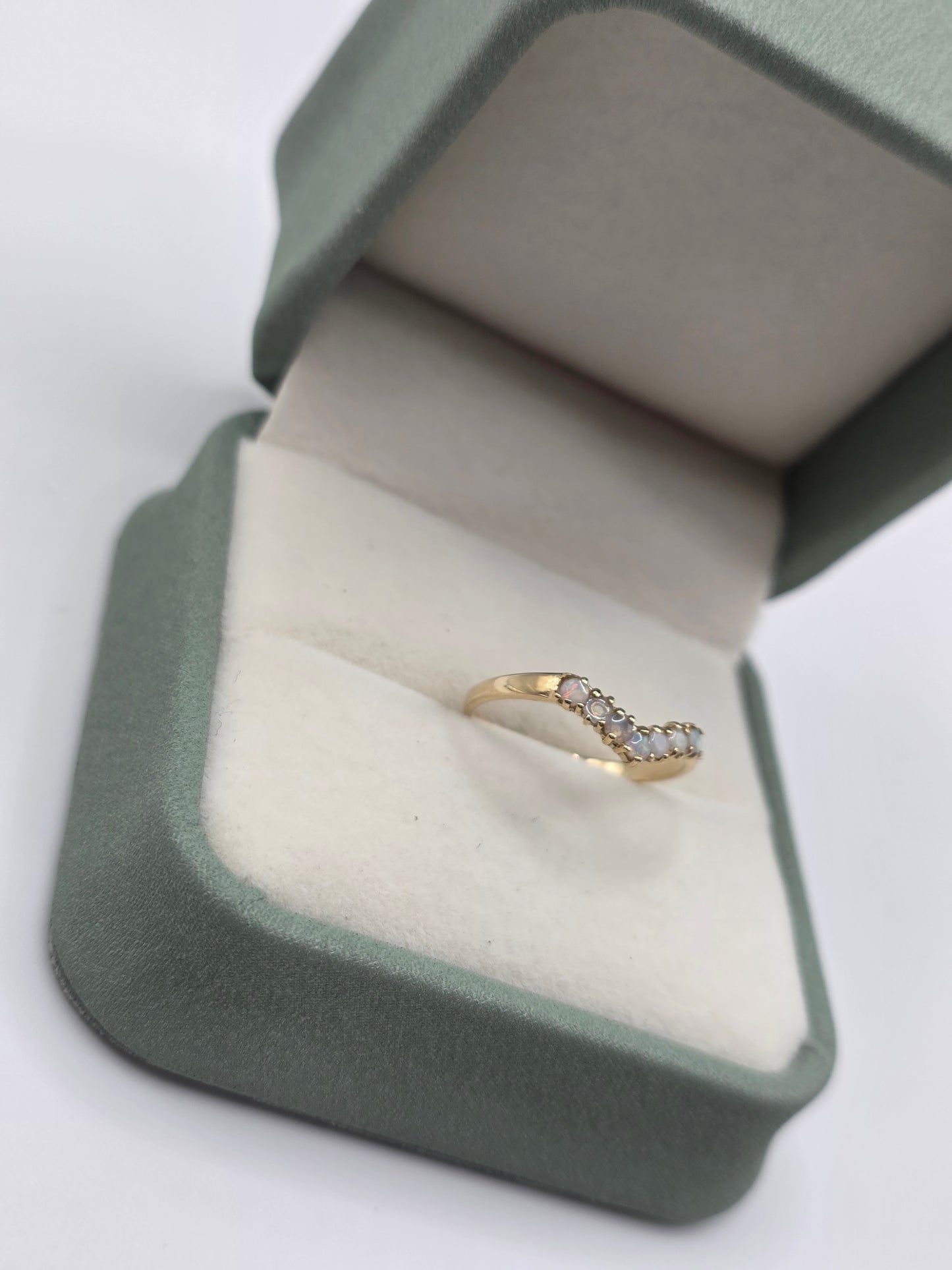 9ct gold opal wishbone ring