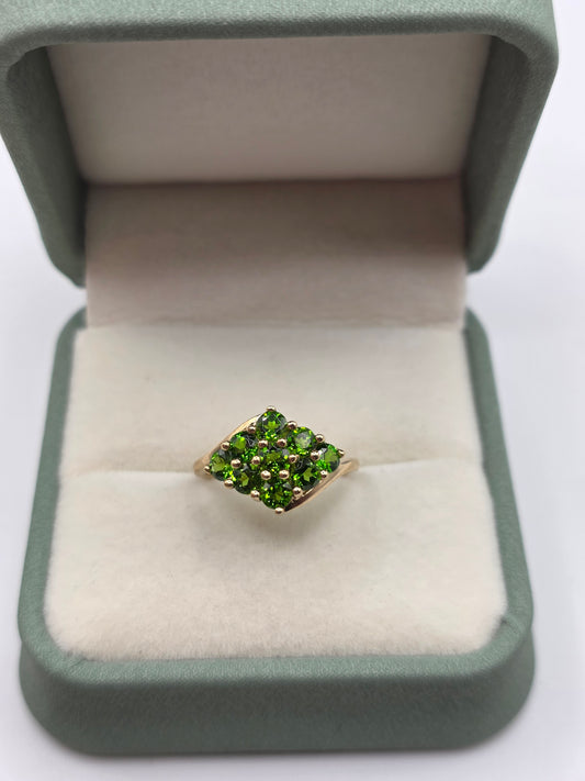 9ct gold green tourmaline ring