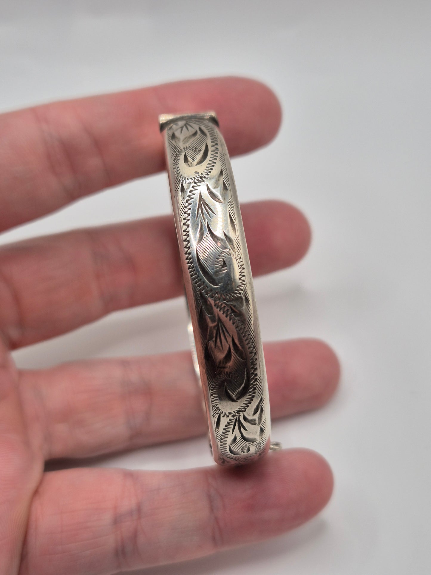 Vintage engraved silver bangle