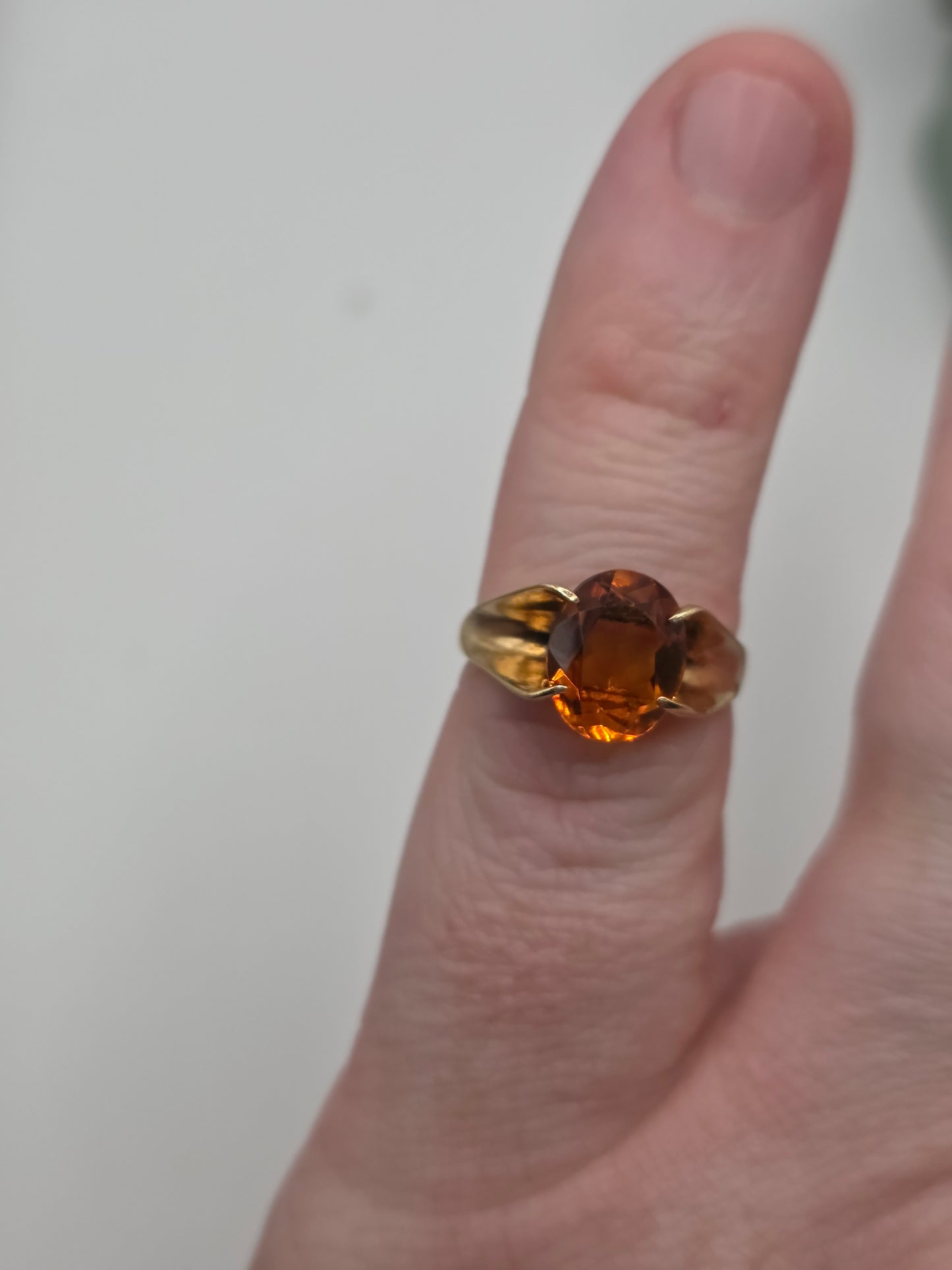 9ct gold citrine ring