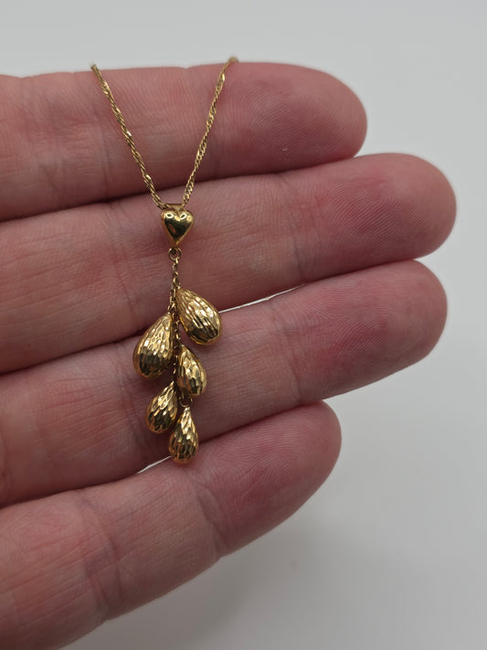 9ct gold necklace