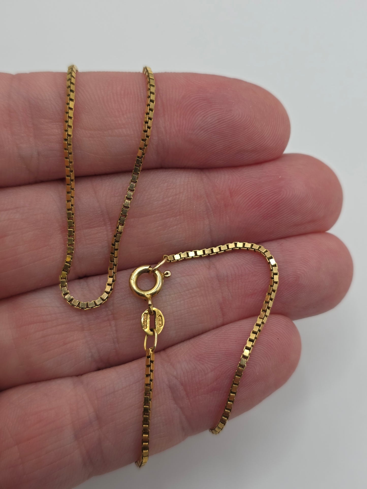 9ct gold box link chain (87)
