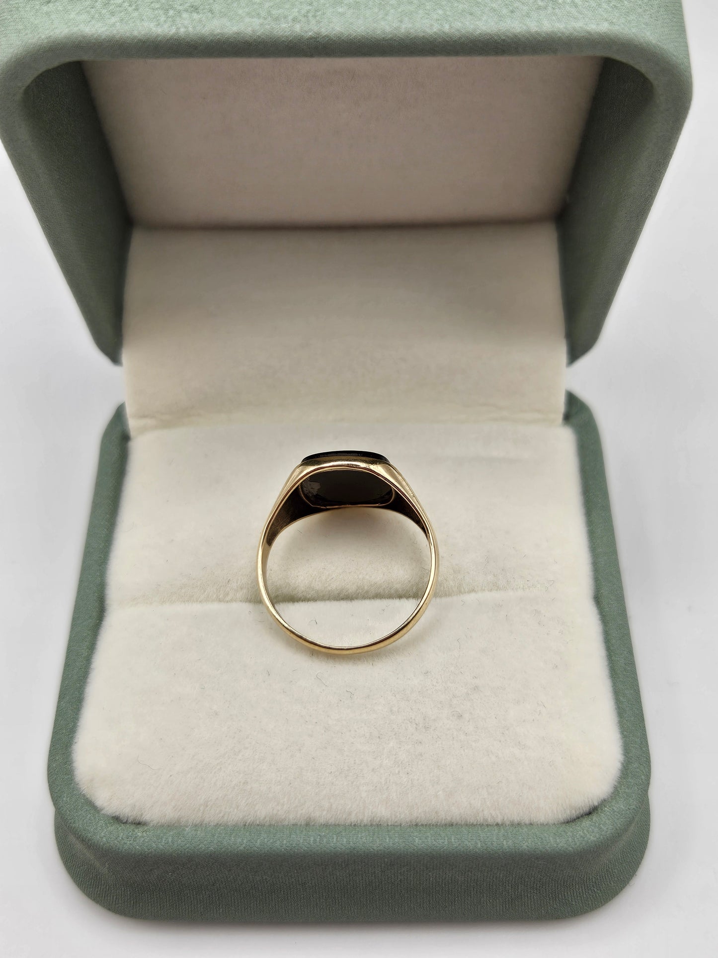 9ct gold onyx signet ring