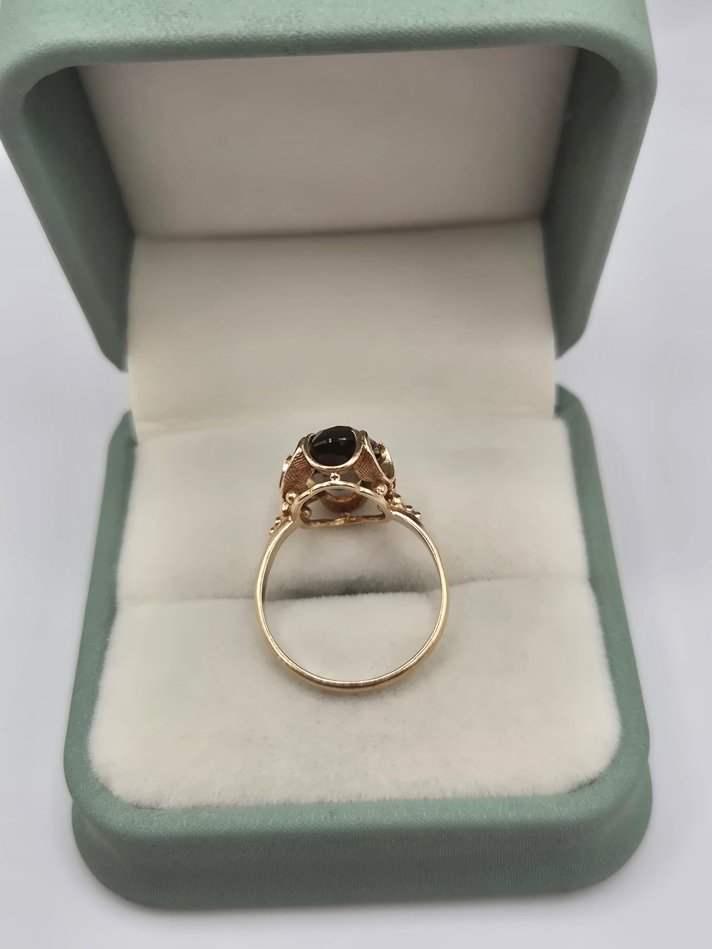 9ct gold smokey quartz ring