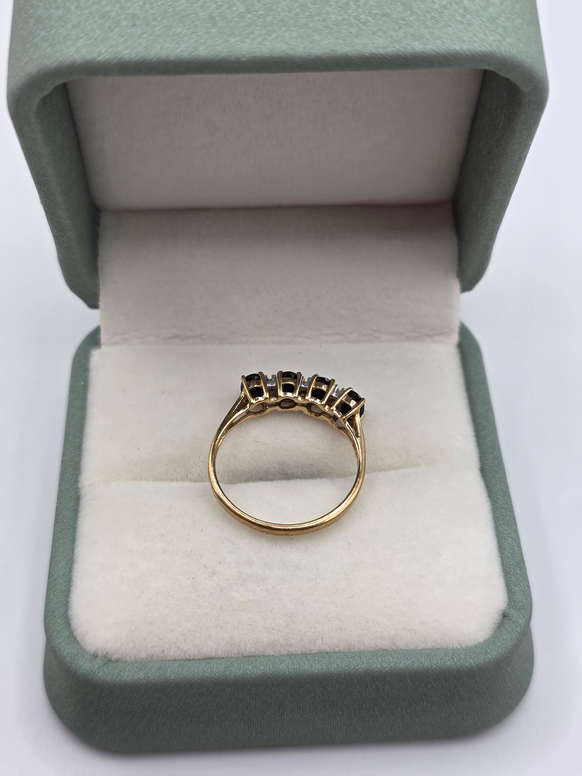9ct gold sapphire and diamond ring