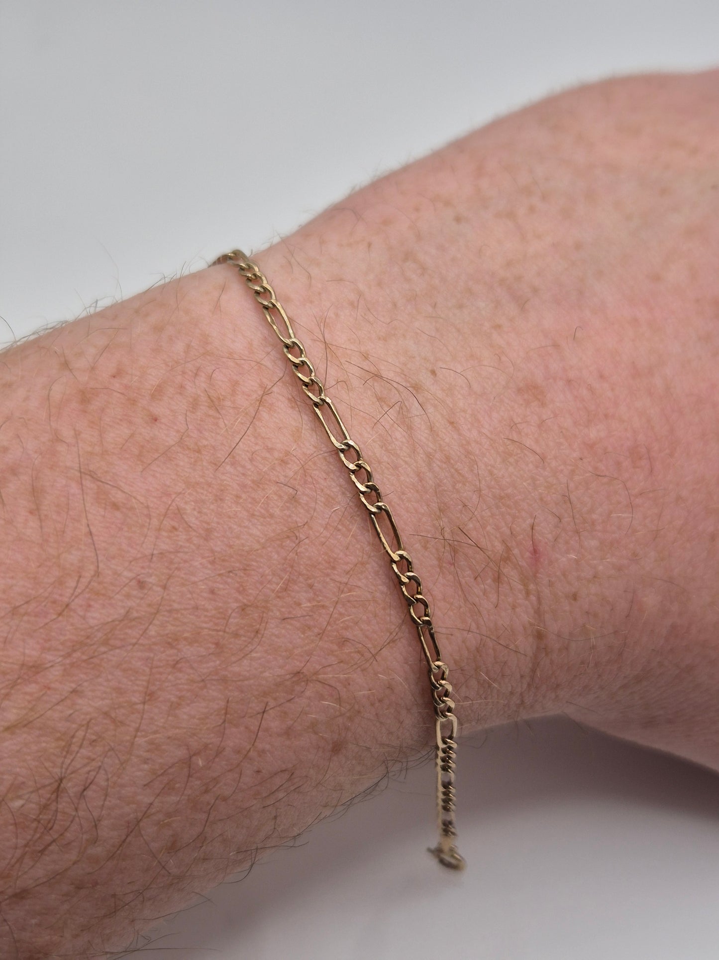 9ct gold figaro bracelet