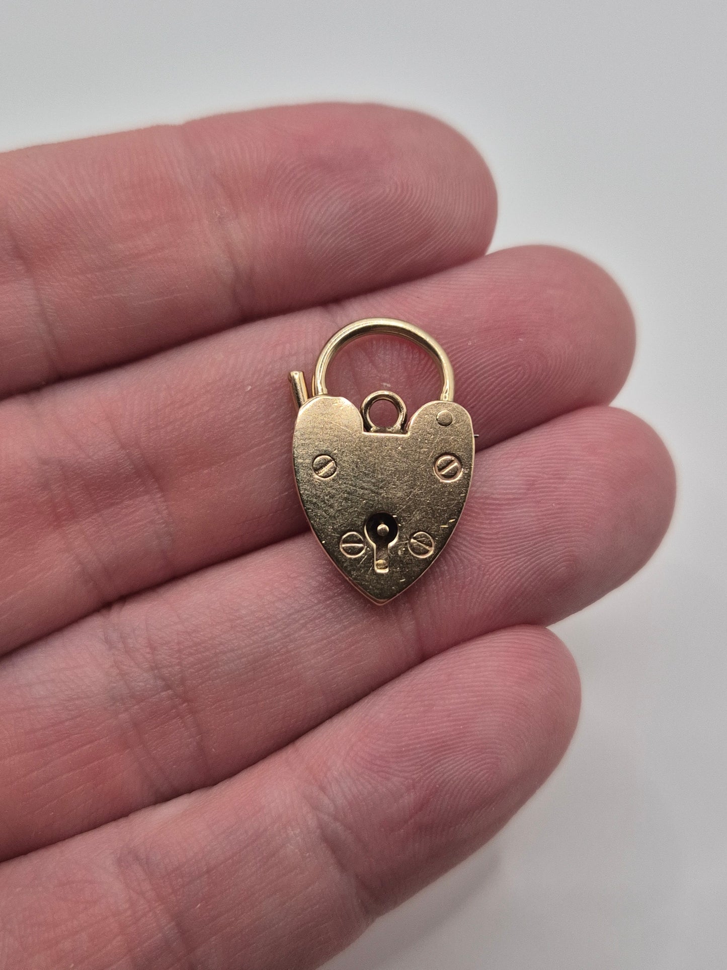 Large 9ct gold padlock (2)