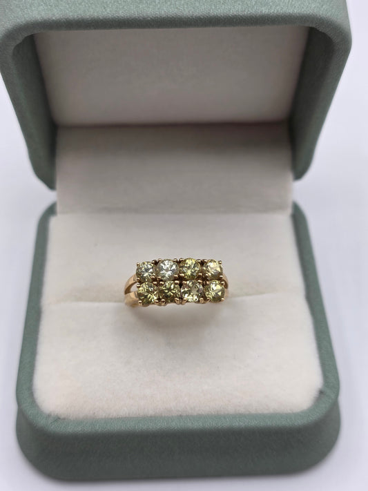 9ct gold peridot ring