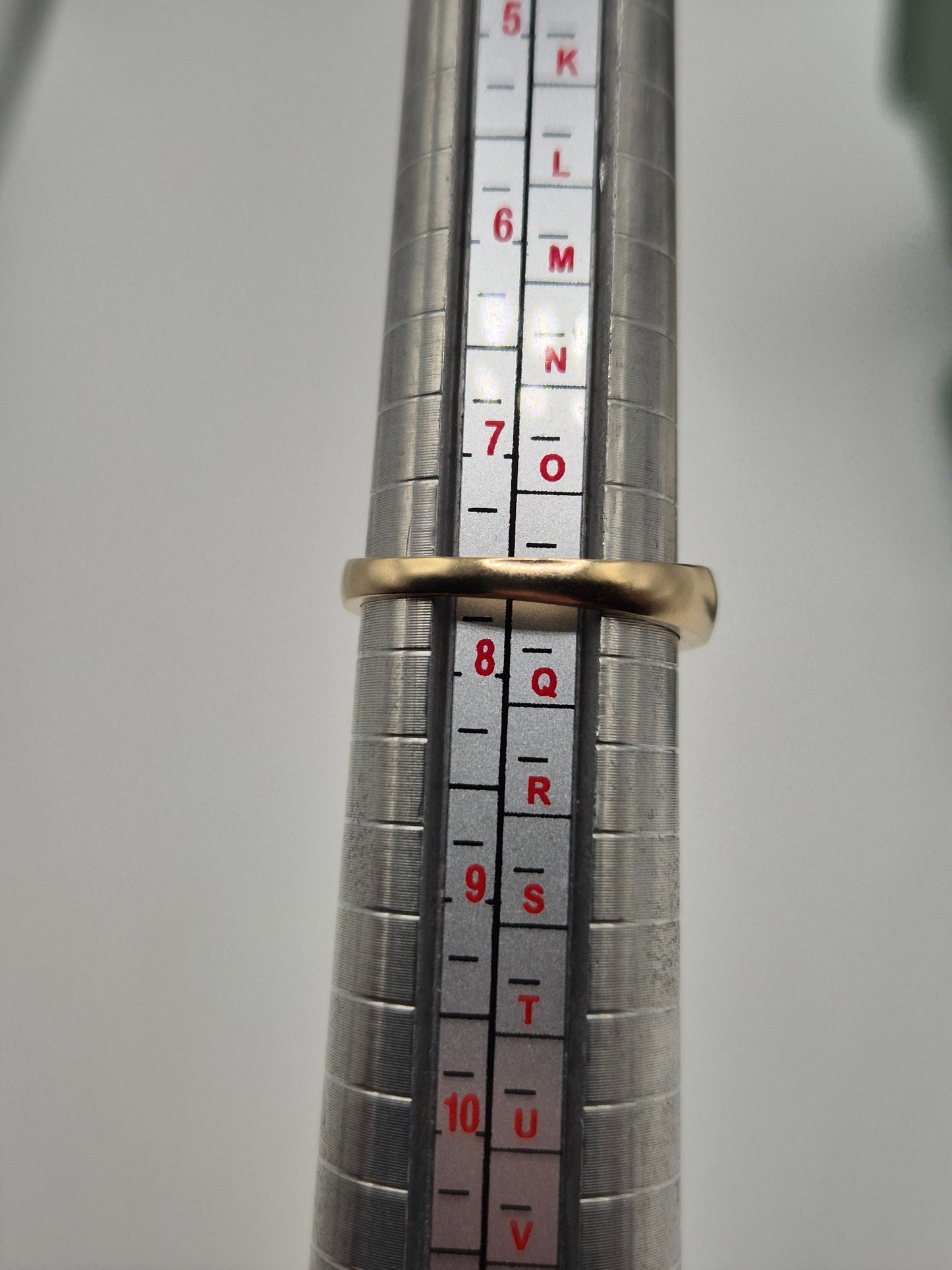 9ct gold diamond cluster ring