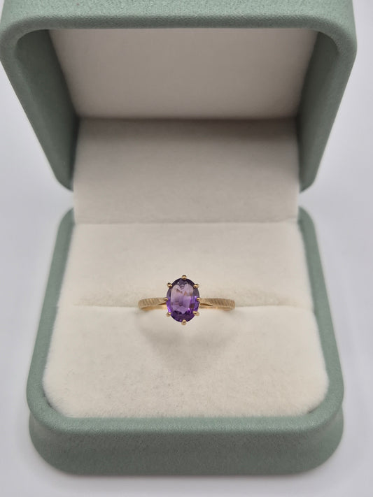9ct gold amethyst ring