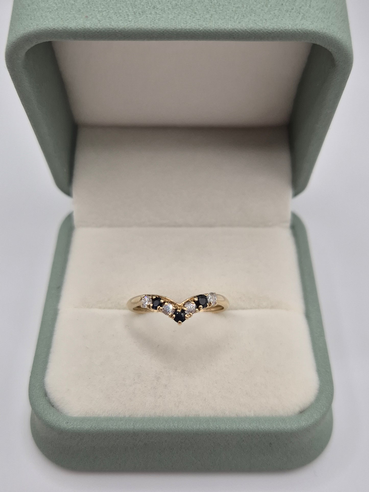 9ct gold sapphire and cz wishbone ring