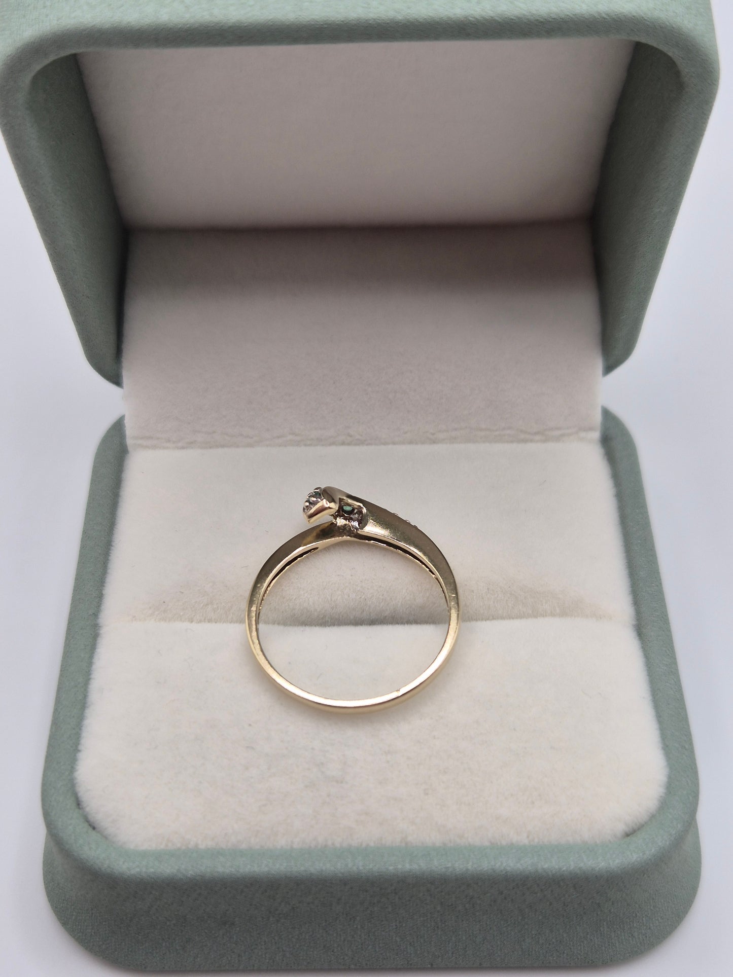 9ct gold emerald and diamond wishbone ring