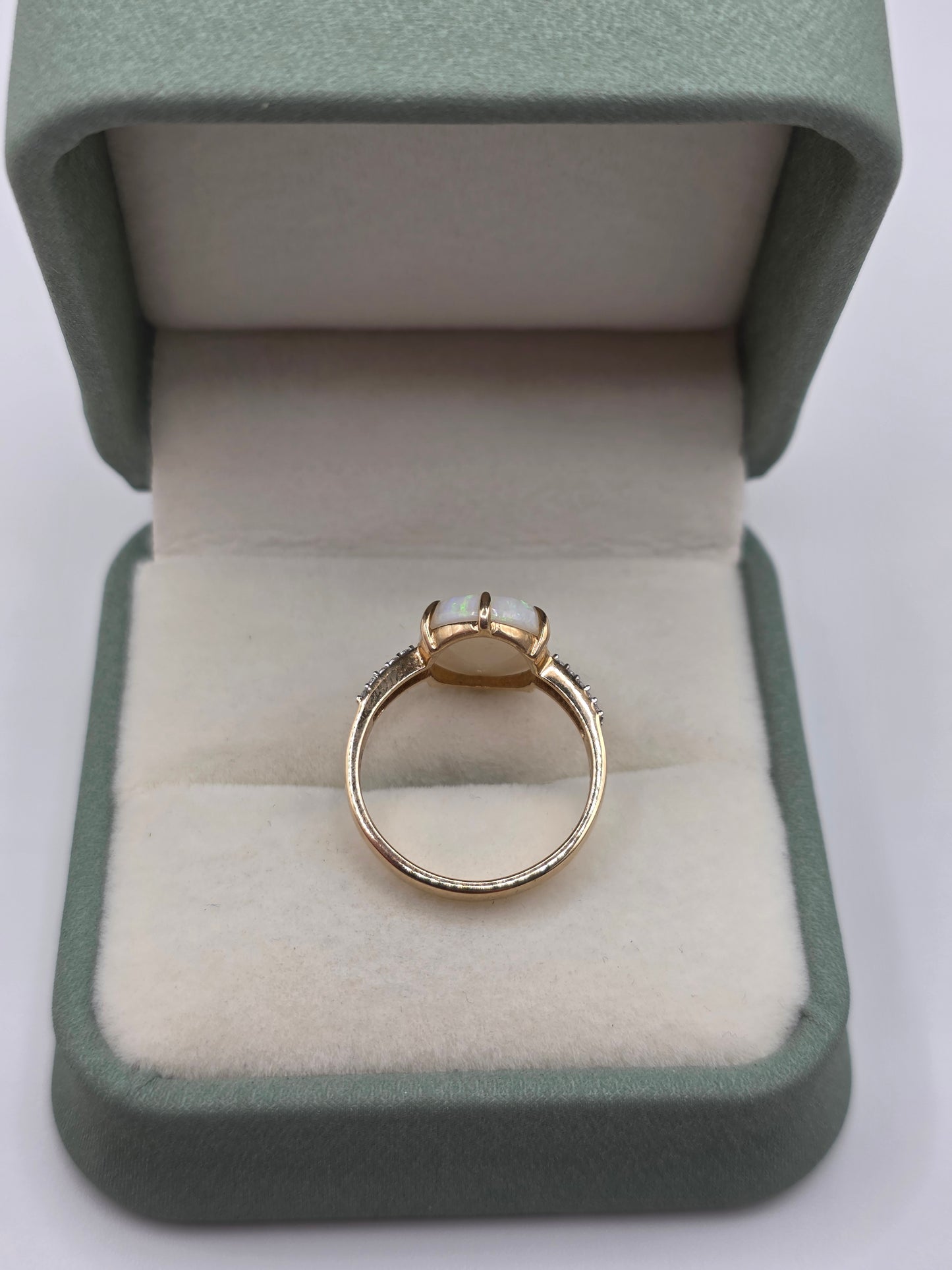 9ct gold opal and zircon ring