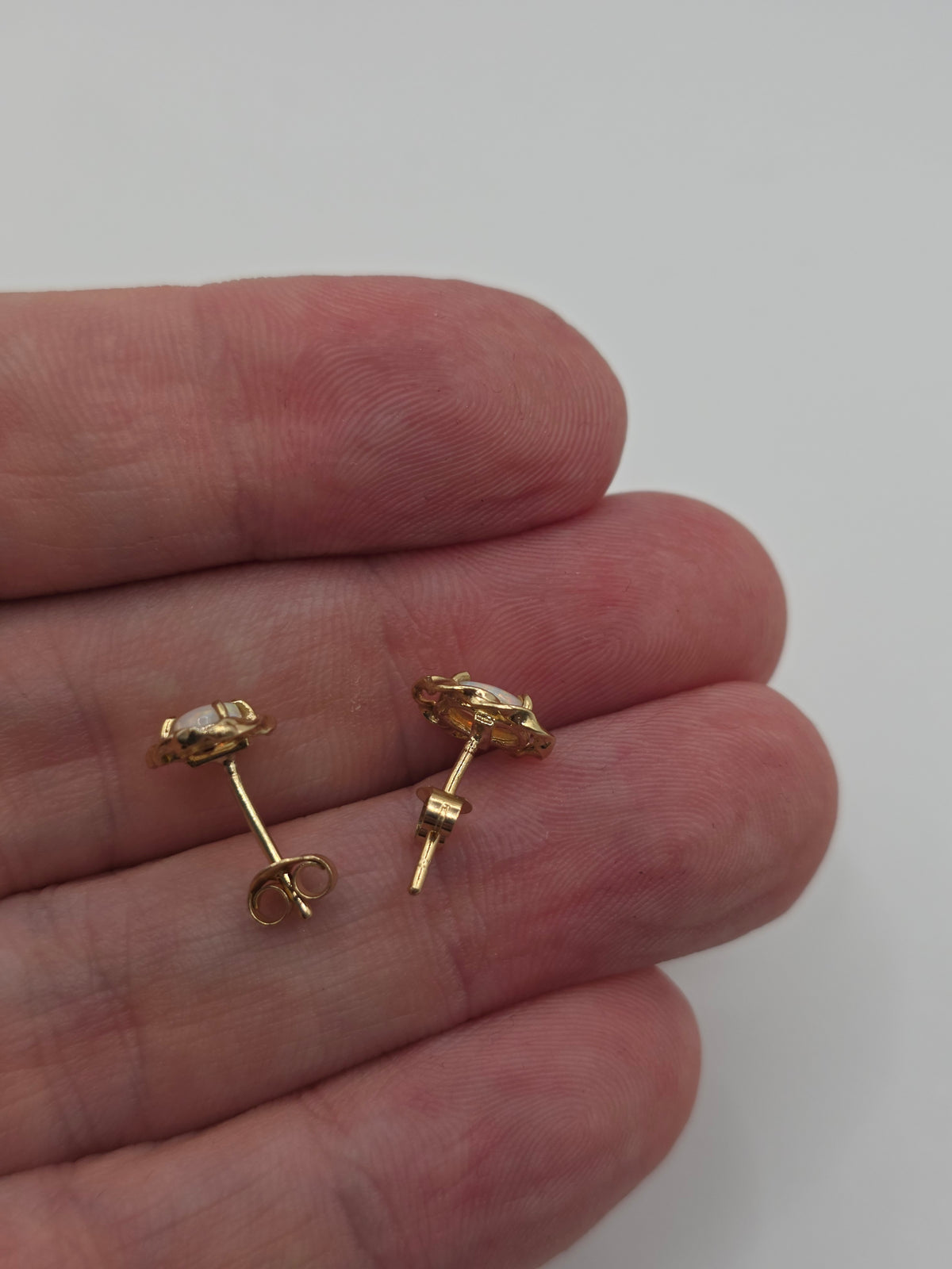 9ct gold opal earrings