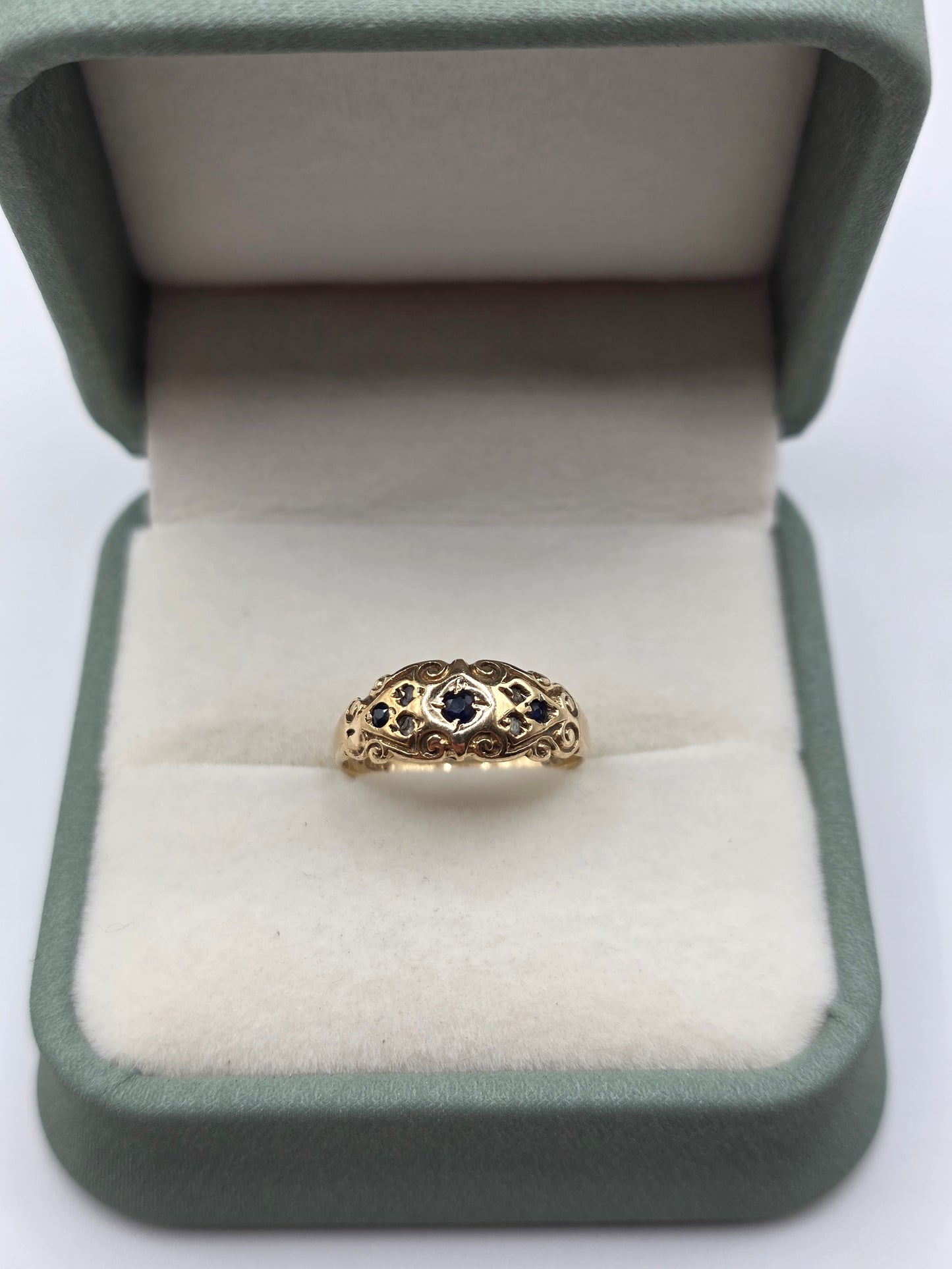 9ct gold sapphire and diamond gypsy ring