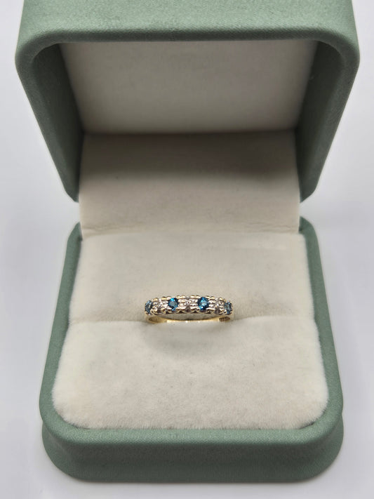 9ct gold topaz and diamond ring
