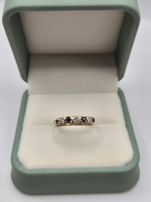 9ct gold sapphire and cz ring