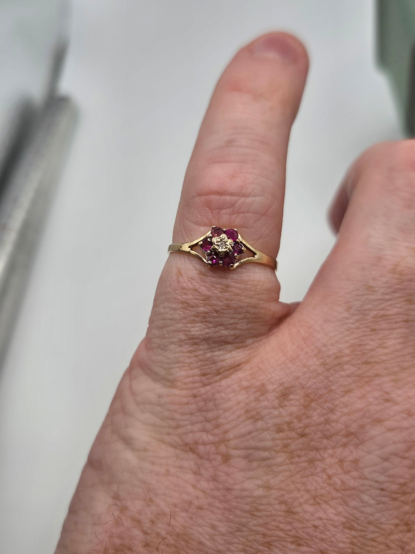 9ct gold ruby and diamond ring