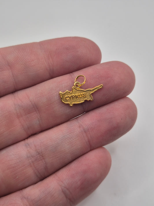 18ct gold cyprus charm