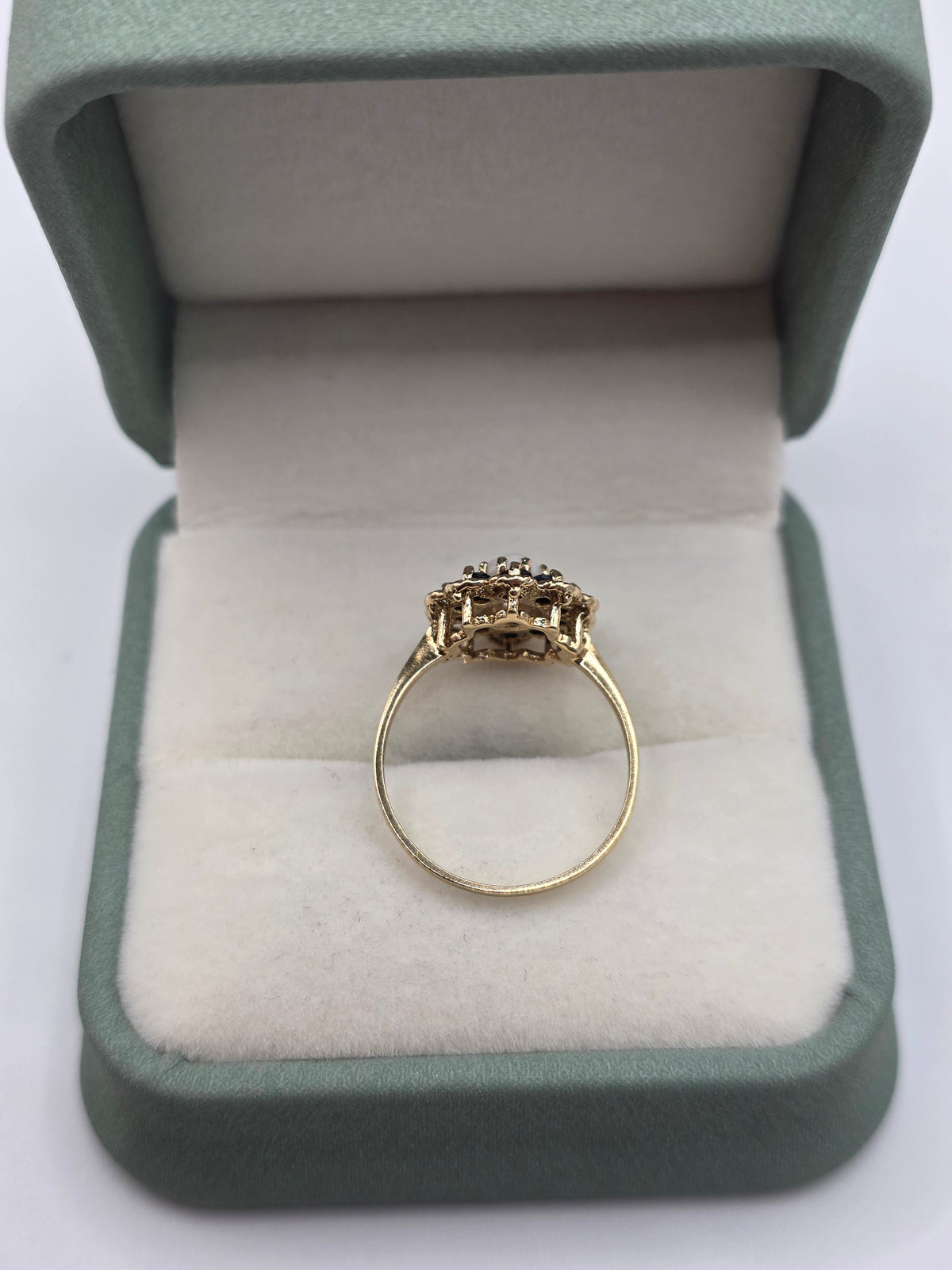 9ct gold opal and sapphire ring