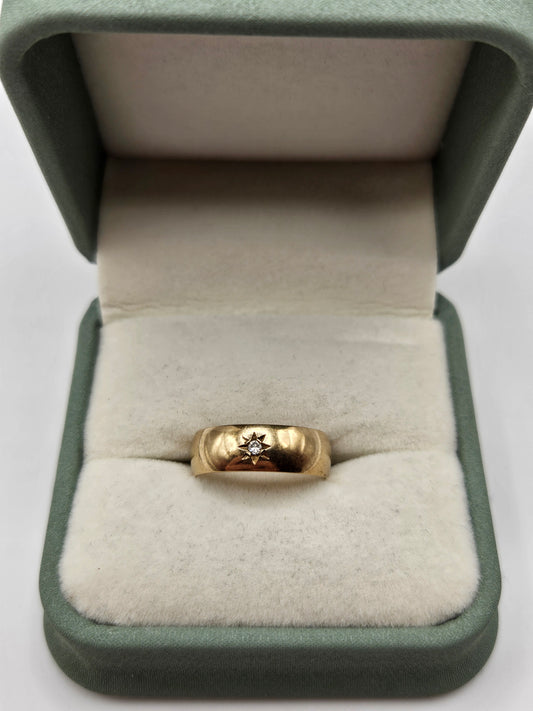 9ct gold gypsy ring