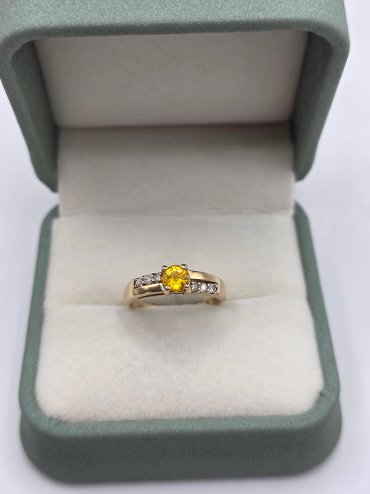 9ct gold yellow sapphire and diamond ring