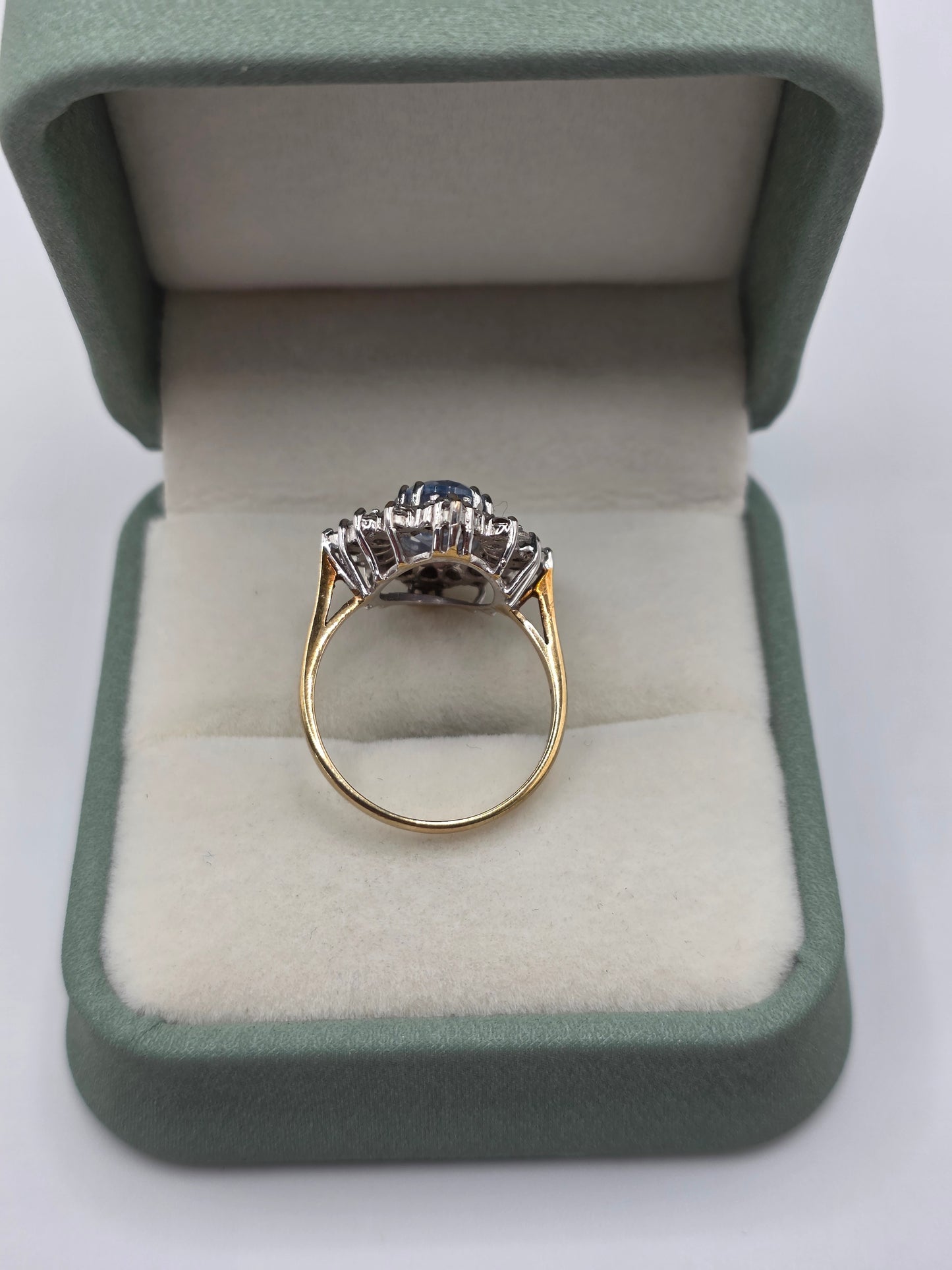 9ct gold aquamarine and cz ring