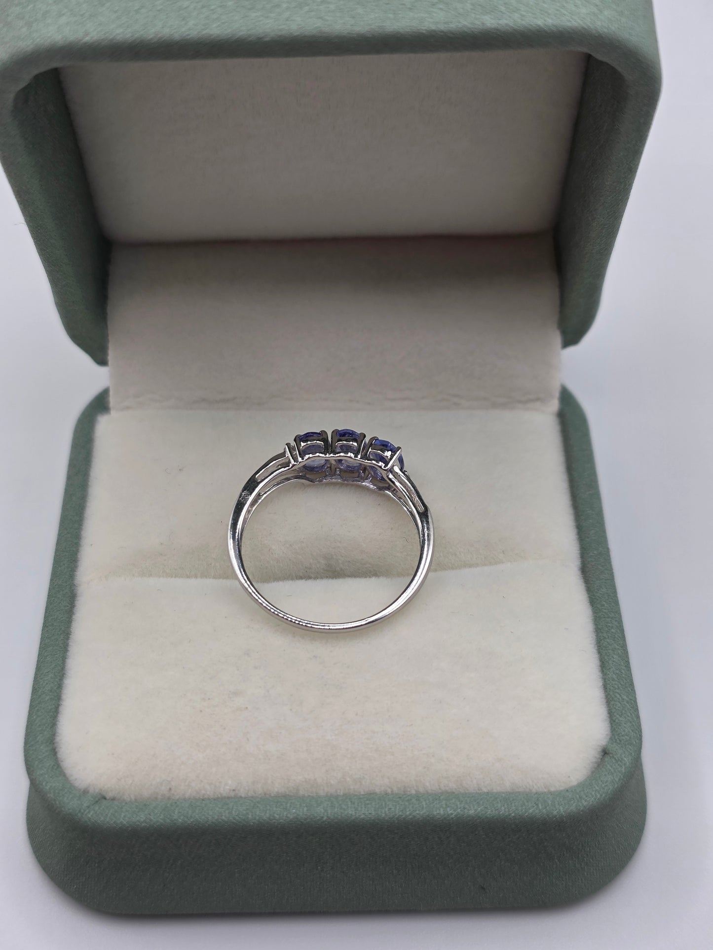 9ct white gold tanzanite and diamond ring