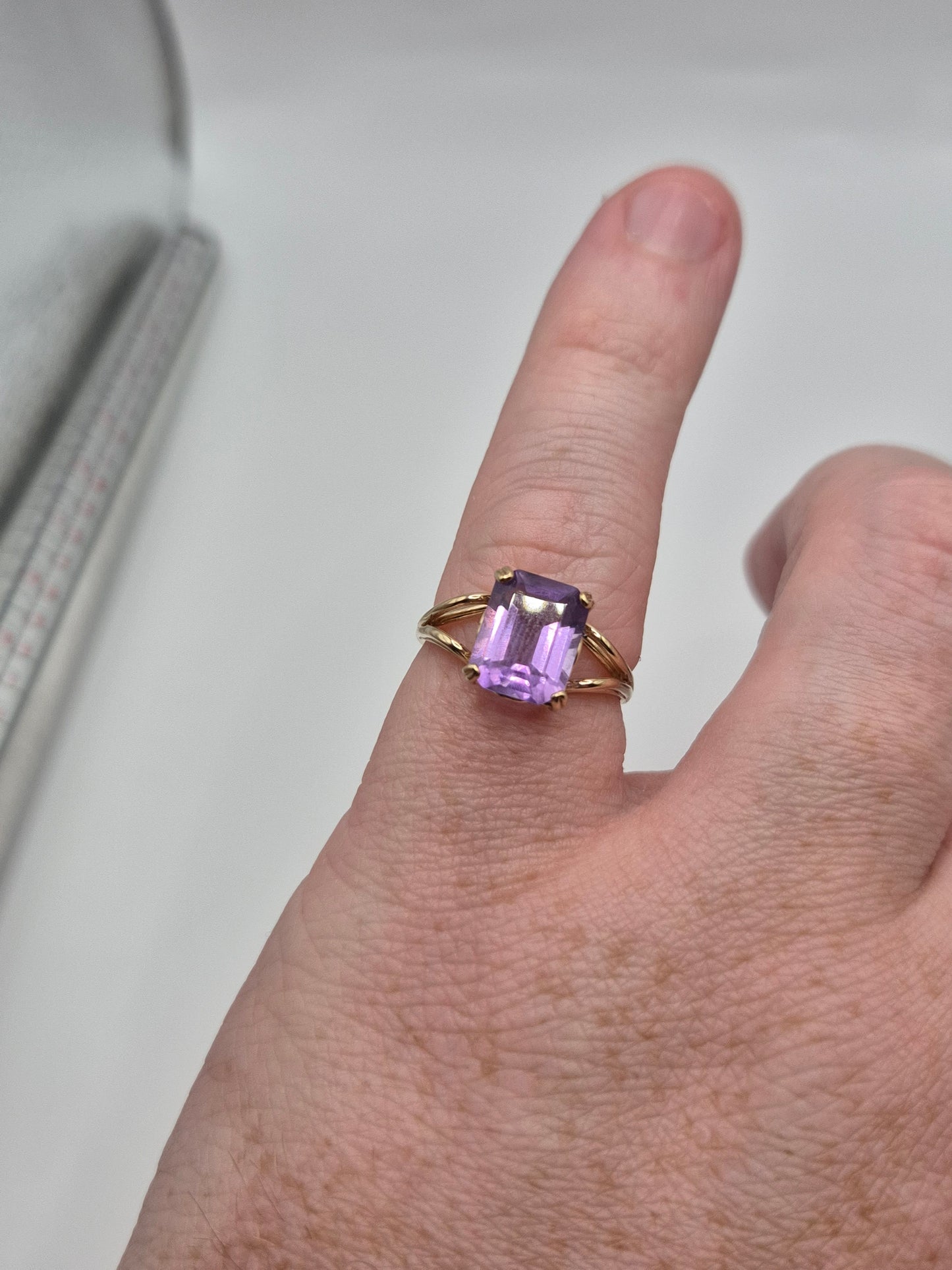 9ct gold amethyst ring