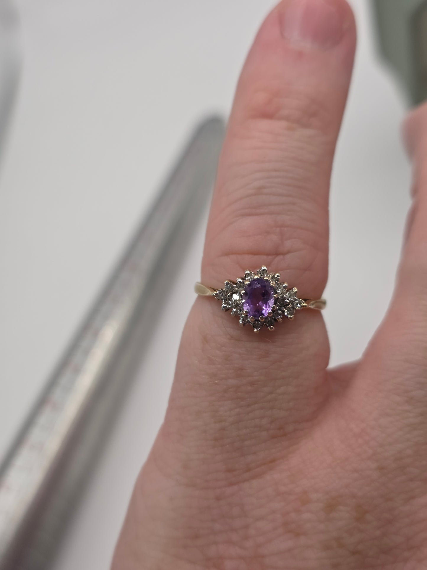 9ct gold amethyst and diamond ring