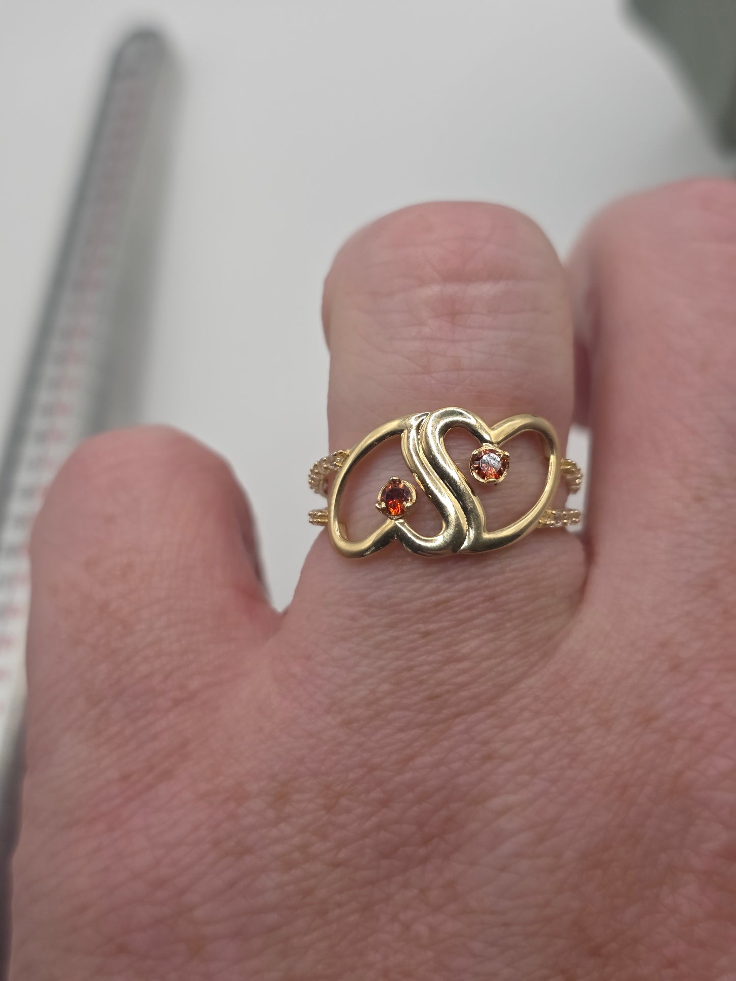 14ct gold garnet and cz heart ring